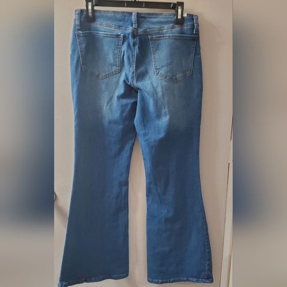 Almost Famous Denim Flare Jeans with Lace-Up Front. Sz 9 - Picture 3 of 7